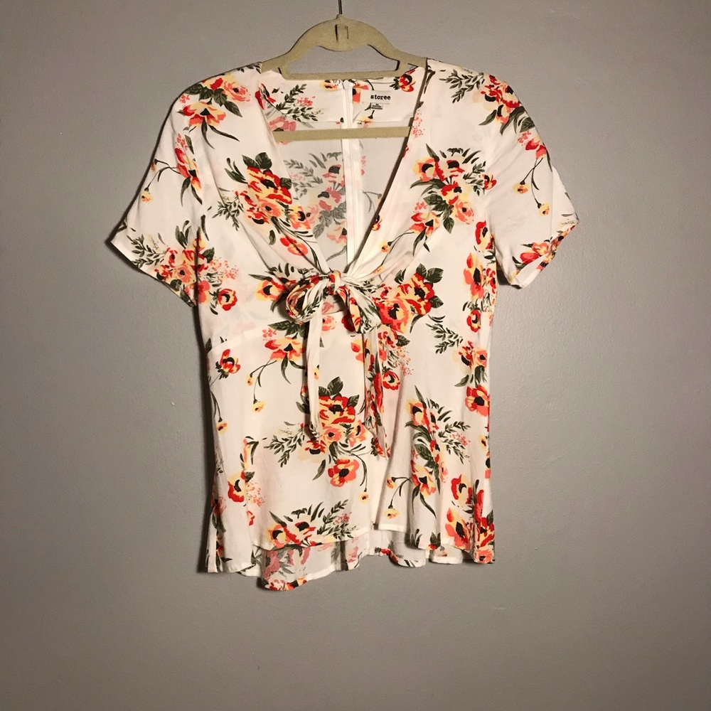 Storee Nordstrom floral tie front top